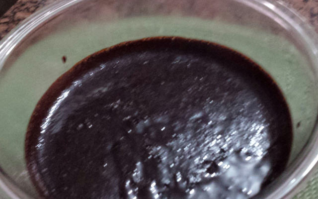 Calda de chocolate com frutas