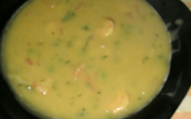 Creme de baroa com camarão