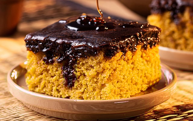 Bolo de cenoura simples