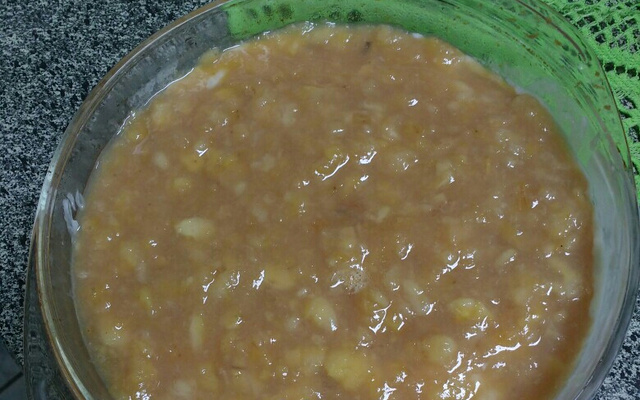 Doce de banana com creme simples