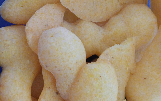 Biscoito de fubá assado