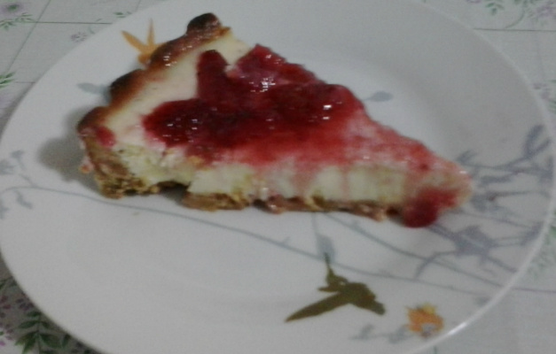 Cheesecake com cobertura de morango