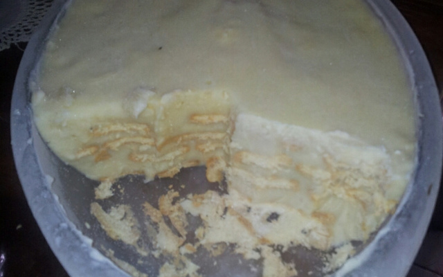 Escondidinho de biscoito cremoso