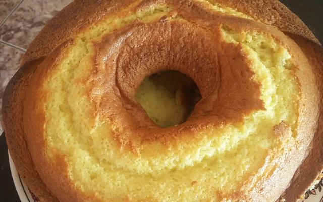 Bolo de laranja inteira