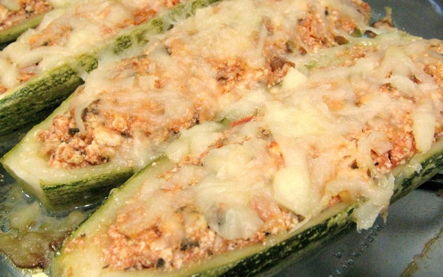 Abobrinha recheada supimpa