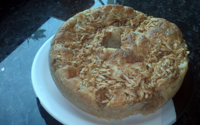 Bolo de maçã com canela