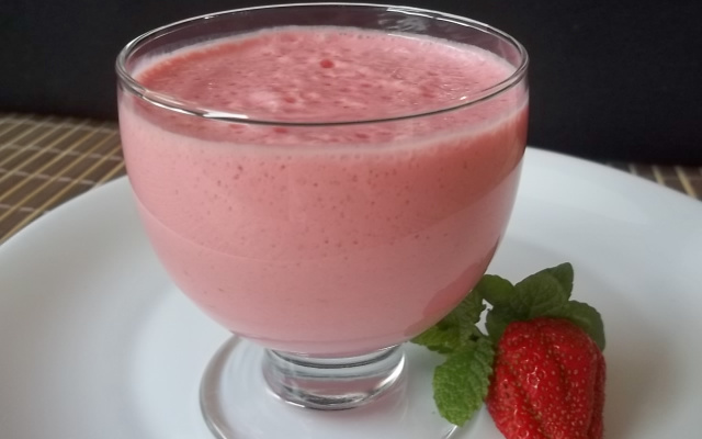 Mousse de morango com gengibre