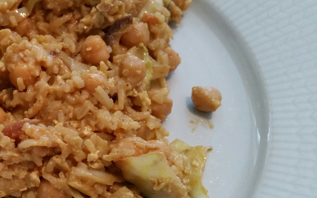 Arroz indiano com grão de bico