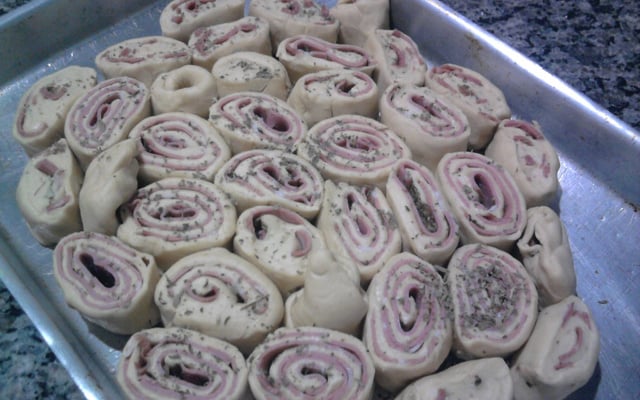 Pão de Mortadela Enroladinho