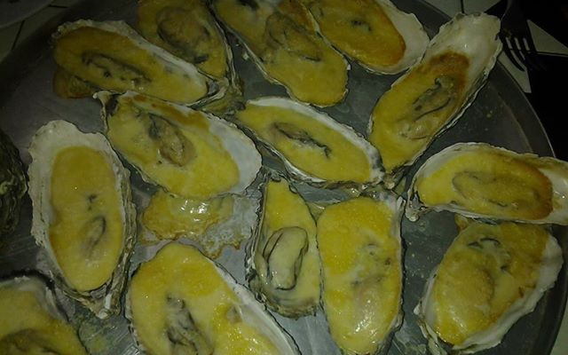 Ostra gratinada à moda do meu marido Carlos Wagner