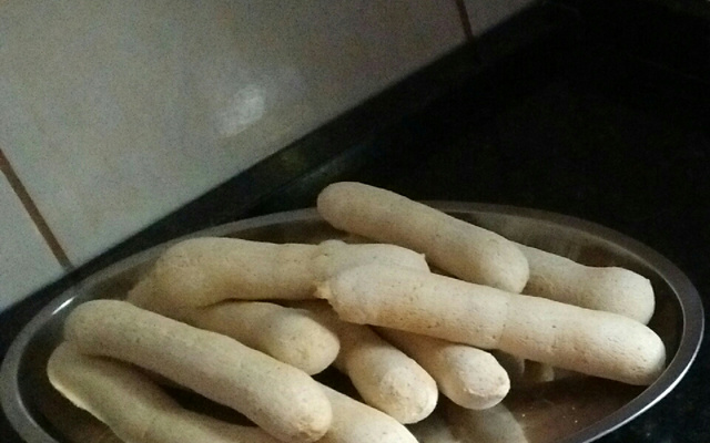 Biscoito de polvilho assado (o verdadeiro biscoito mineiro)
