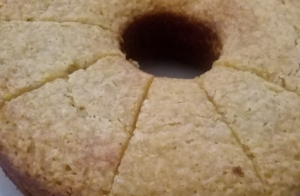 Bolo de laranja inteira