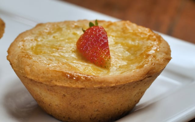 Empadinha de morango com nutella