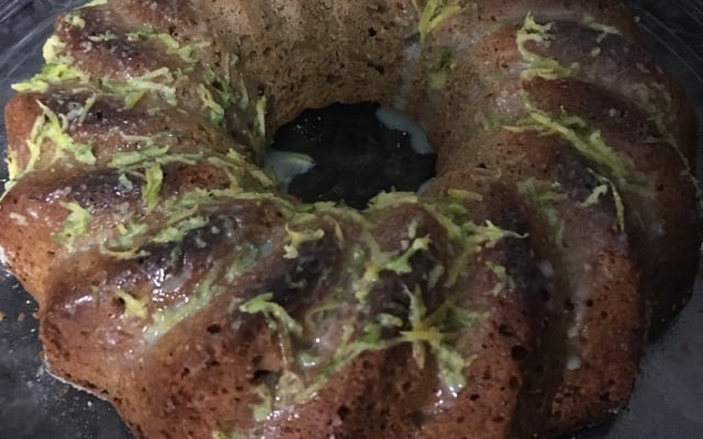 Bolo de limão integral e saudável