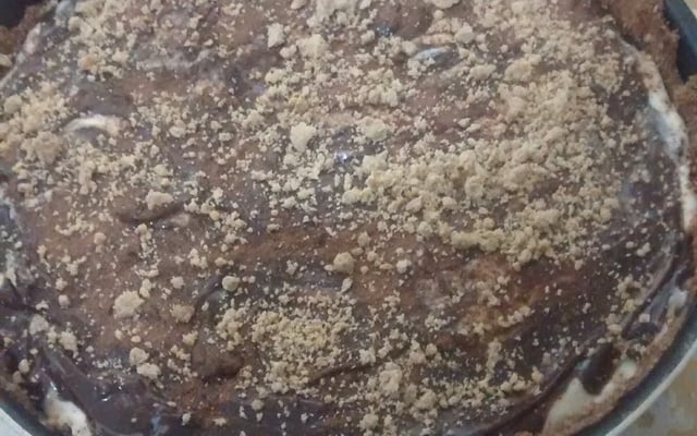 Cheesecake de paçoca e brigadeiro