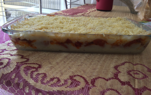 Escondidinho de calabresa