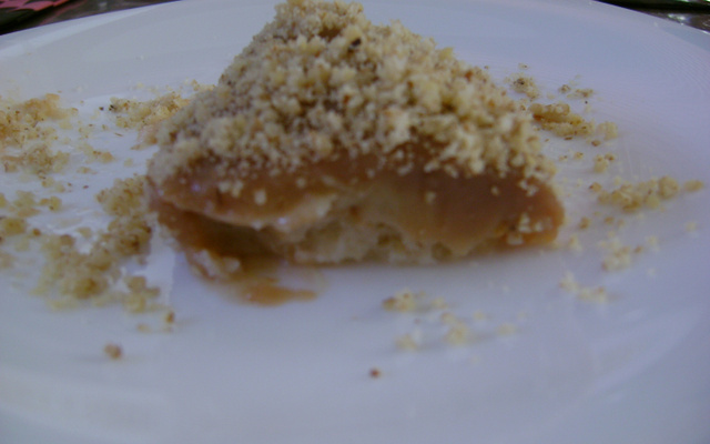 Pavê de biscoito de champagne (nozes com brigadeiro)