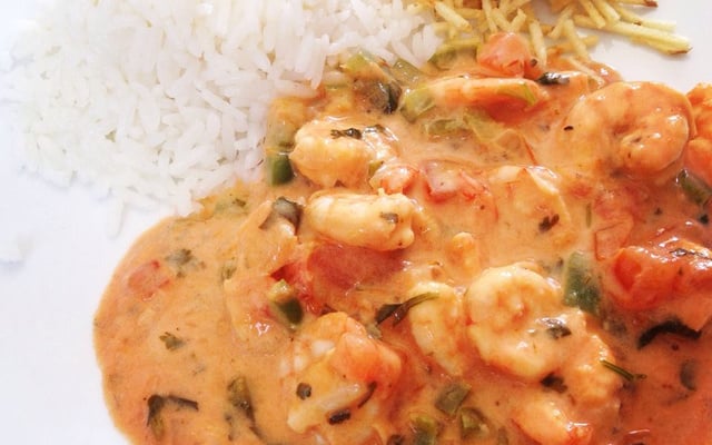 Estrogonofe de camarão