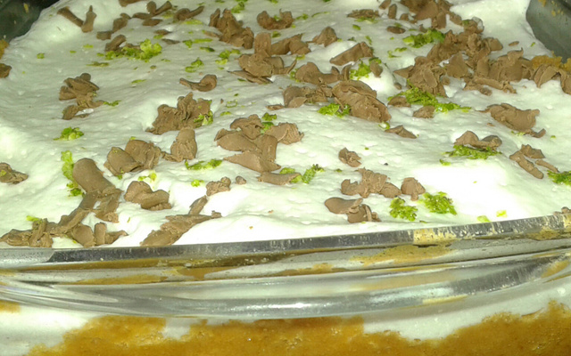 Torta de limão com chocolate