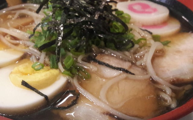 Ichiraku miso ramen (Lamen do Naruto)