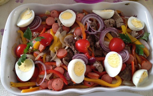 Pique a lo Macho - Carne Boliviana