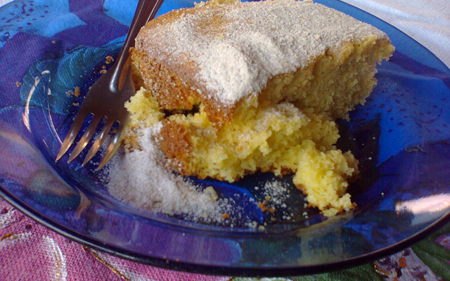 Bolo de fubá com gengibre