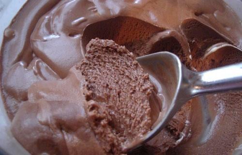 Sorvete de chocolate