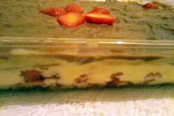 Pavê de morango da Gabi