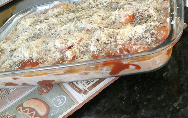 Filé de tilápia com batatas e requeijão ao forno