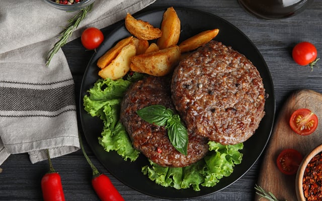 Hambúrguer caseiro