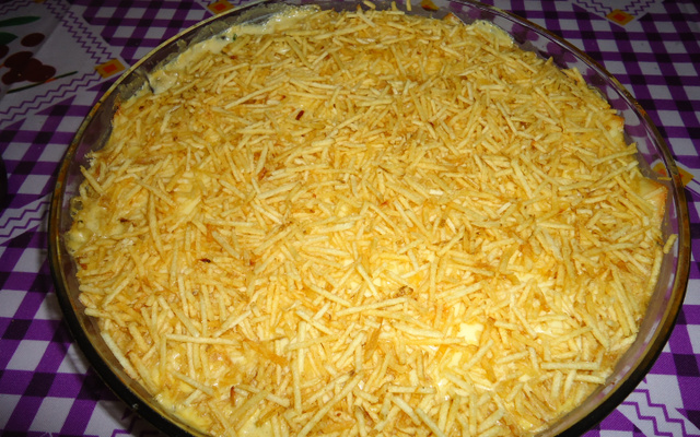 Fricassê de carne moída com requeijão