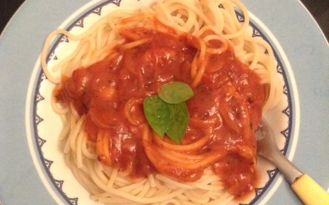 Espaguete ao molho de tomate