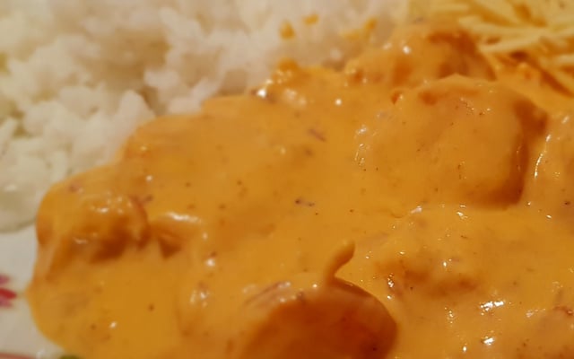 Estrogonofe de camarão