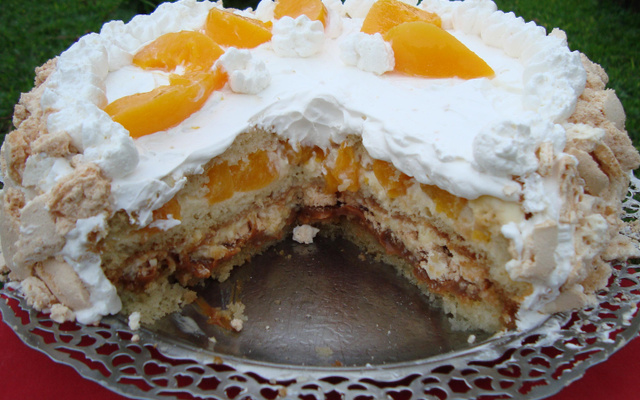 Torta Chajá (doce do Uruguai)