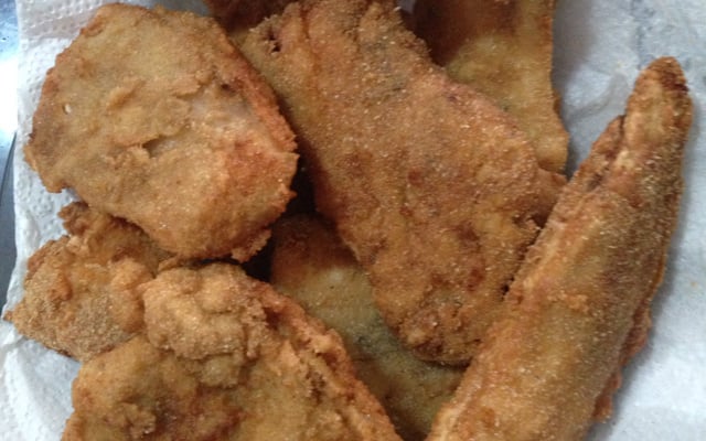Filé de tilápia empanado