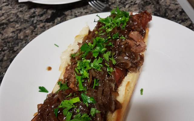 Sanduíche fácil - costelinha de porco com barbecue