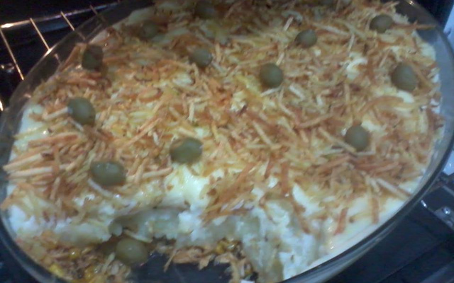 Escondidinho de frango com requeijão