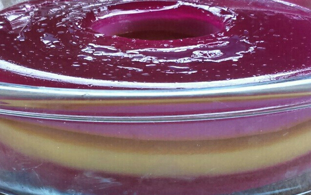 Gelatina Colorida em camadas