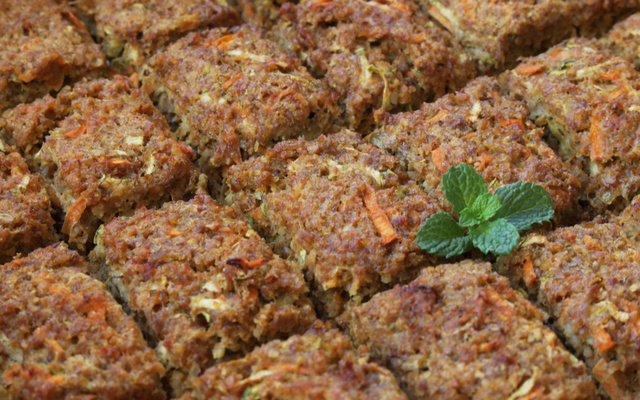 Quibe assado recheado com requeijão