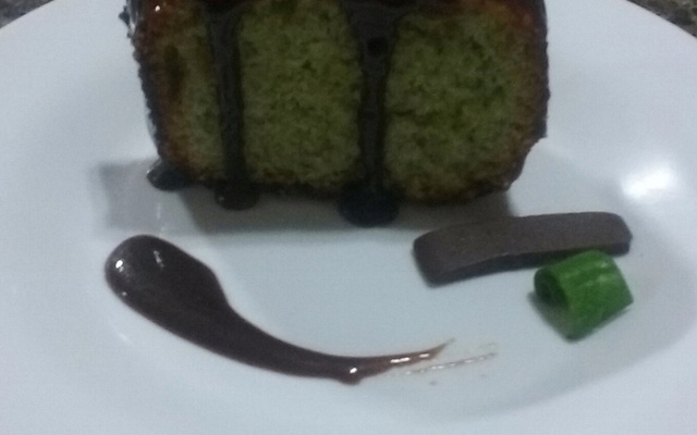 Bolo de espinafre