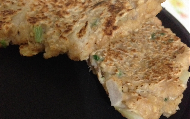 Hambúrguer de atum com aveia
