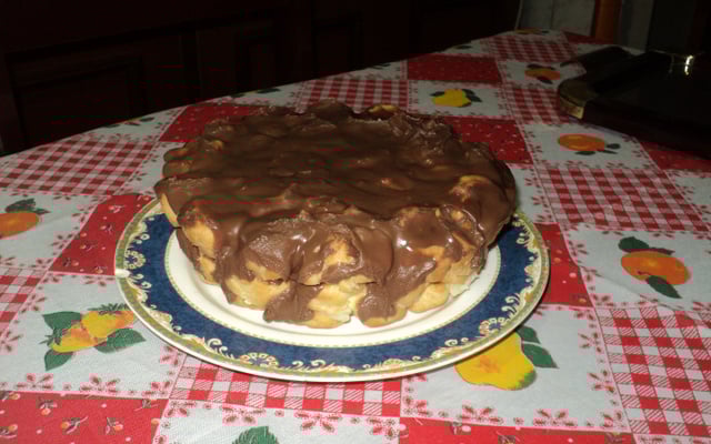 Bolo de Carolina