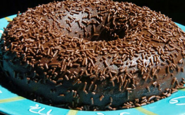 Bolo brigadeirão da mamãe