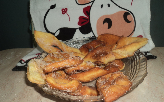 bolinho calça virada diferente