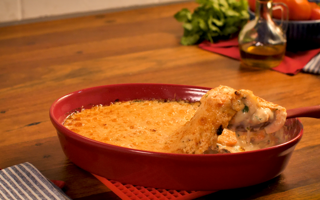 Camarão cremoso gratinado