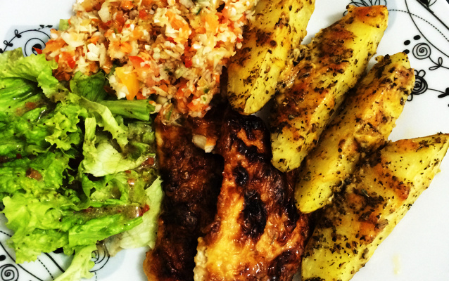 Frango assado com creme de cebola e maionese