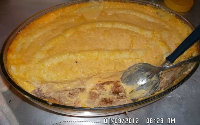 Torta de queijo e creme de milho