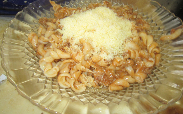 Macarrão com carne moída