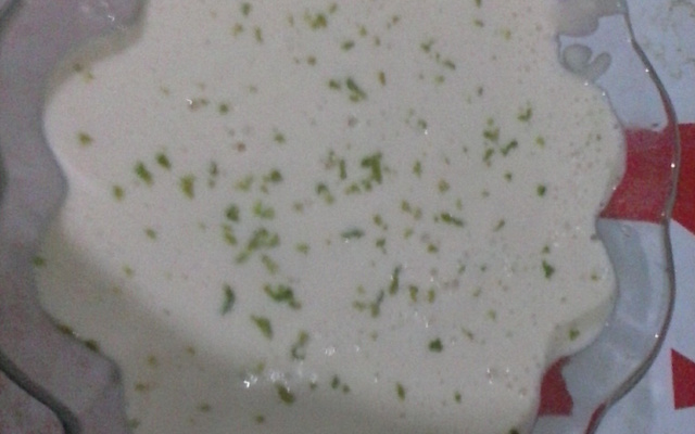 Mousse simples de limão