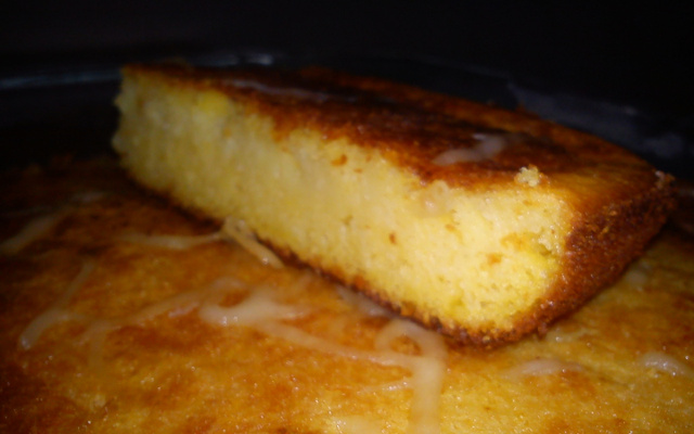 Bolo de fubá cremoso